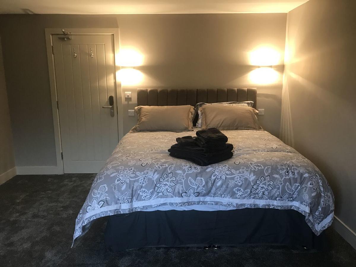 Eccleshall Bed And Breakfast Exteriör bild